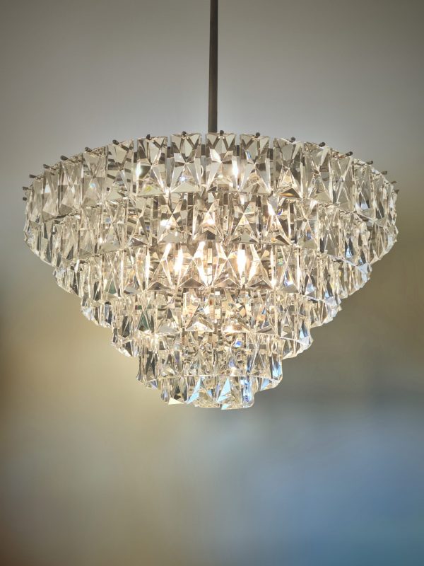 Italian chandelier with diamond cut glasses